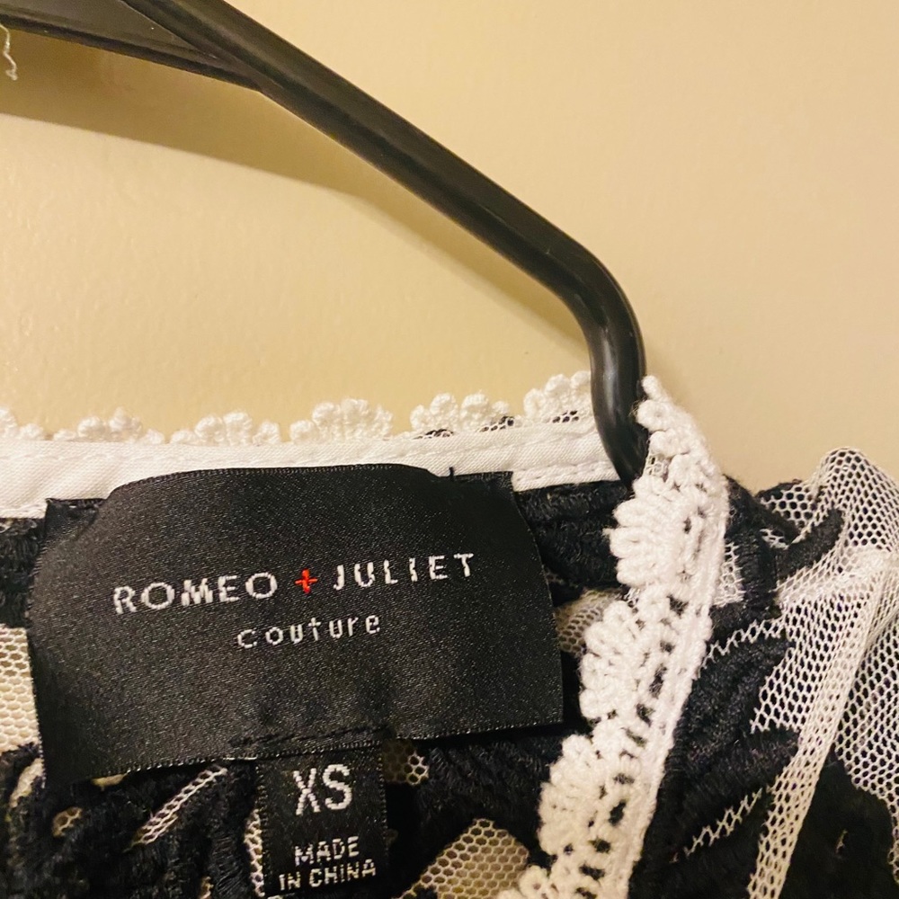 Romeo & Juliet Couture women’s dress blouse